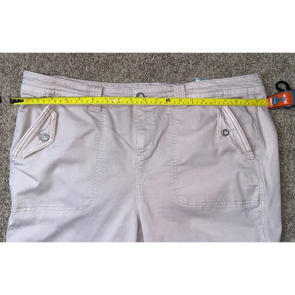 Torrid Pink Straight Leg Jeans - Size 20 *** - Picture 4 of 5